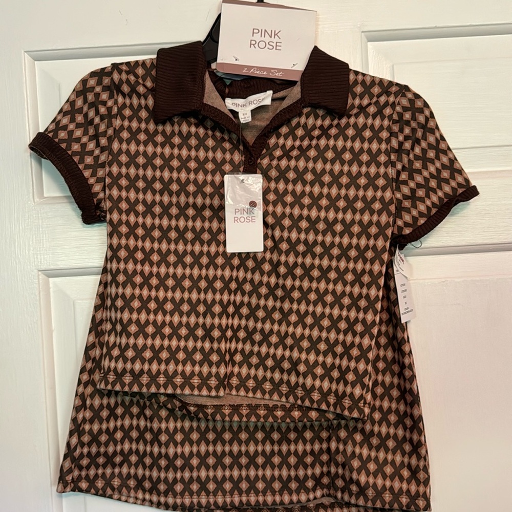 NWT Pink Rose 2 piece sweater and mini skirt set
